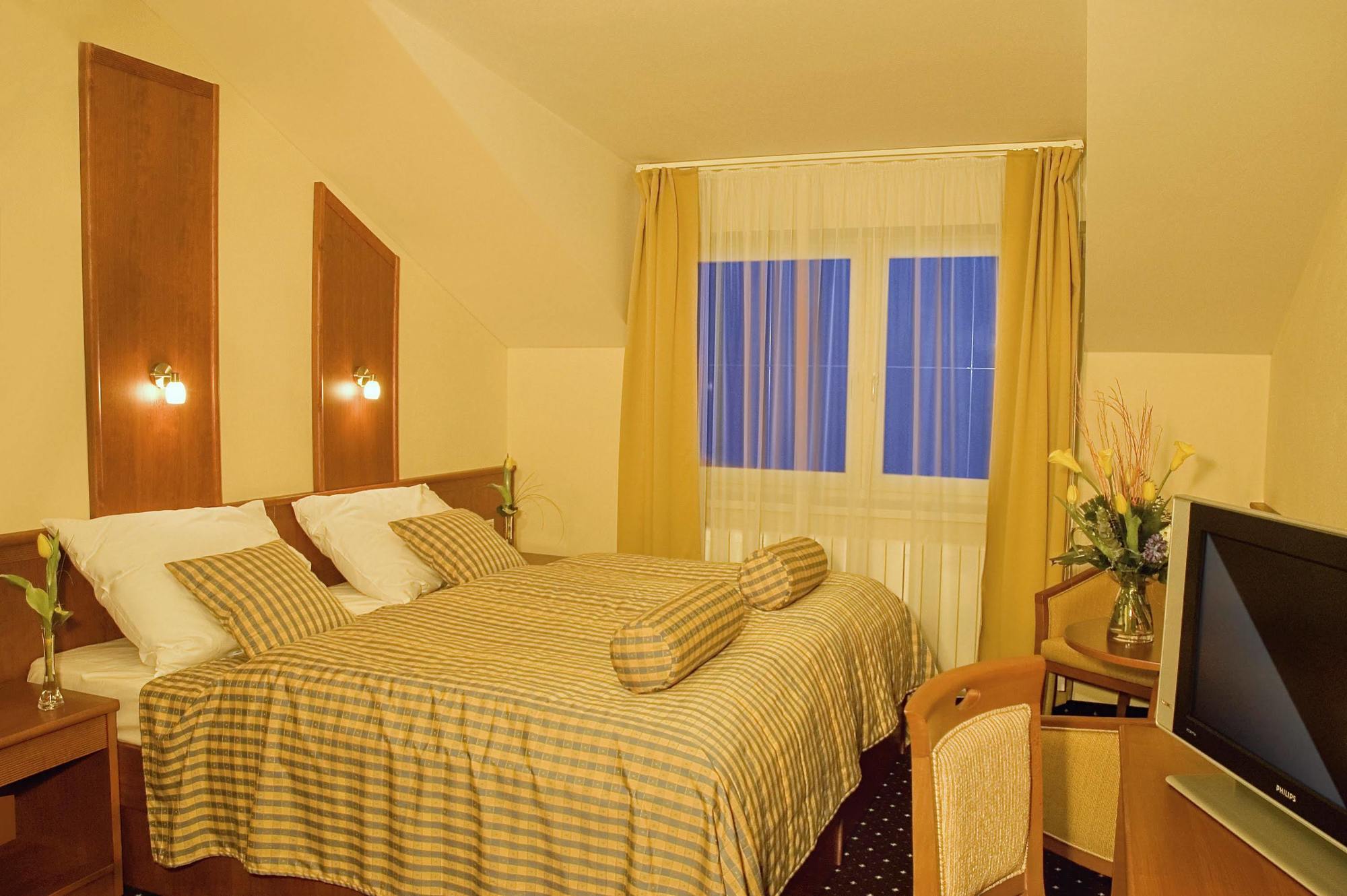 Primavera Hotel & Congress Centre Plzeň Kamer foto
